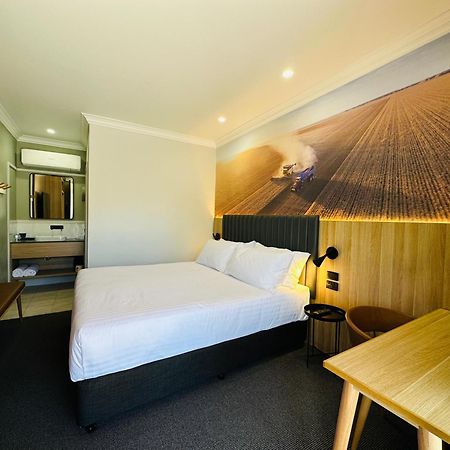 Royal Hotel Moree Buitenkant foto